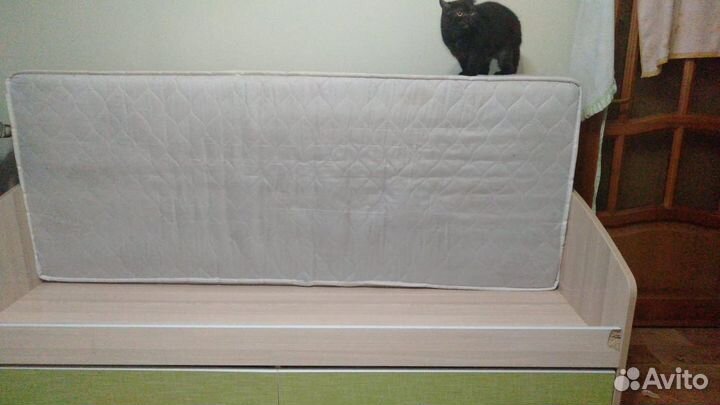 Детская кровать с матрасом бу