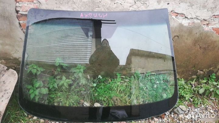 Ssangyong new actyon лобовое стекло