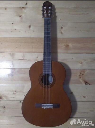 Классическая гитара yamaha c40