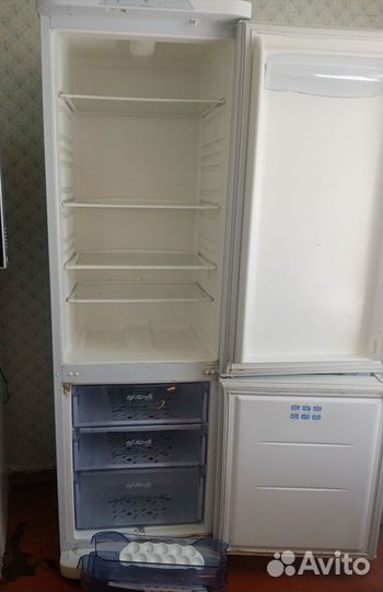 Холодильник, морозильные камеры