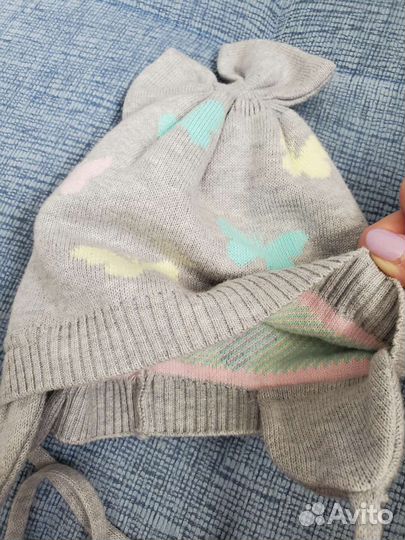 Шапочки детские на размер от 6 до 12 месяцев