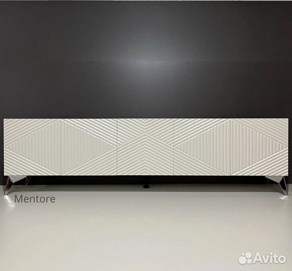 Тумба тв Bravo на опорах (1800х400х300 мм)