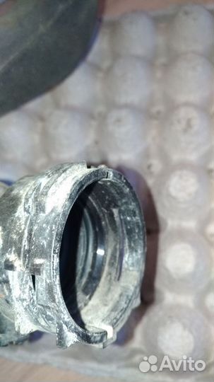 Фитинг на радиатор ауди 4G0122293P