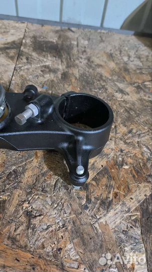 Ktm superduke 1290 Нижняя траверса