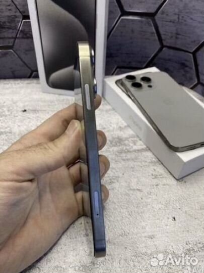 iPhone 15pro внутри XR