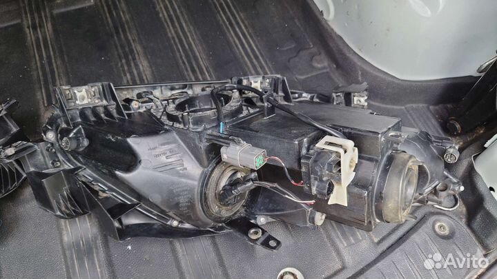 Фары Мазда CX-7