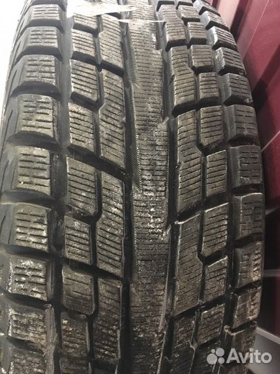 Yokohama E102 235/65 R17
