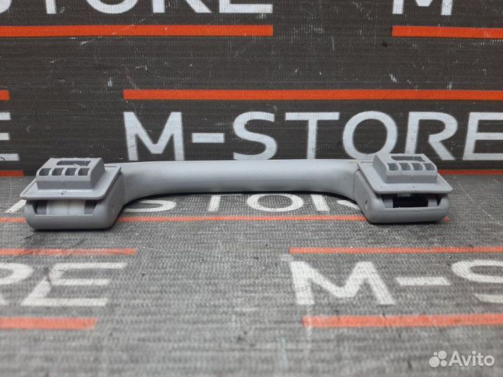 Ручка потолка передняя левая Bmw 5-Series E60