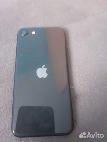 iPhone SE (2020), 64 ГБ