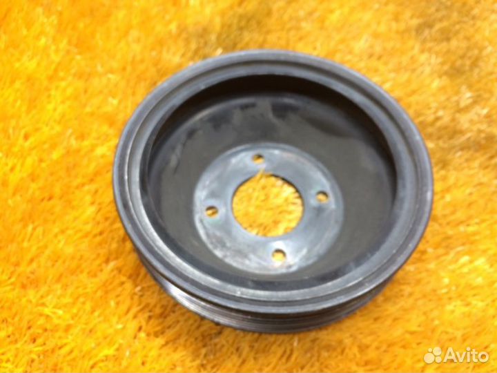 Шкив помпы Mercedes-Benz C-Class W202 111.941 1995