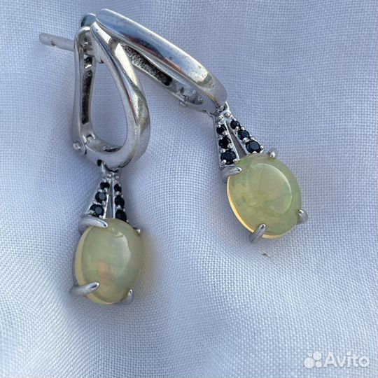 Серьги с эфиопским опалом