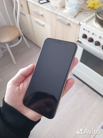 iPhone Xs, 64 ГБ