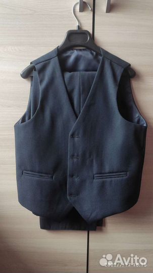 Школьный костюм для мальчика тройка 122 р