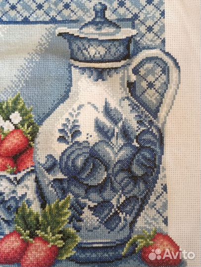 Картина вышитая крестом ручная работа