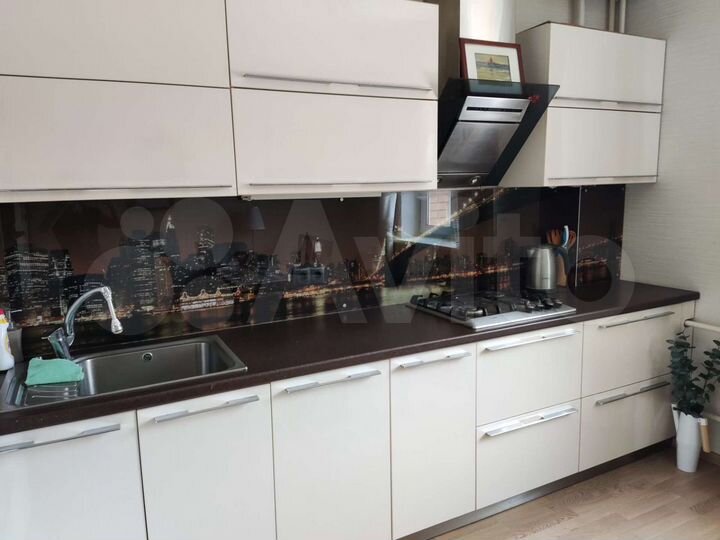 3-к. квартира, 91,2 м², 4/10 эт.