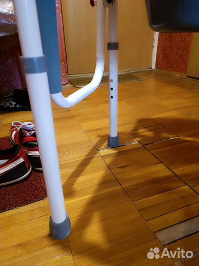 Кресло-туалет WC DeLux