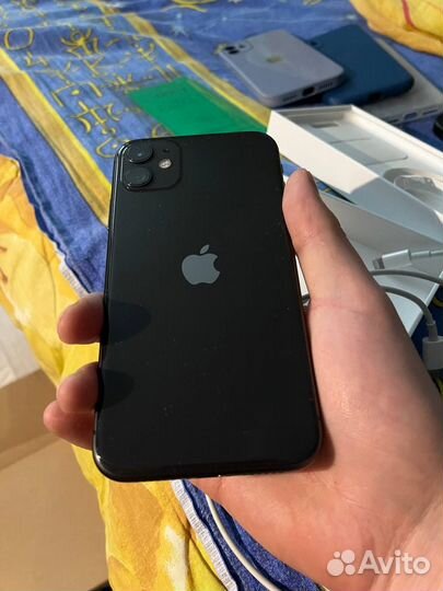 iPhone 11, 128 ГБ