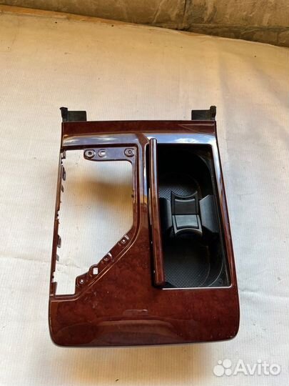 Накладка центральной консоли Toyota Camry V50