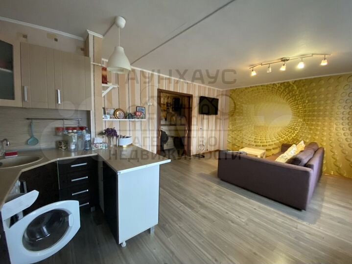 3-к. квартира, 65 м², 9/9 эт.