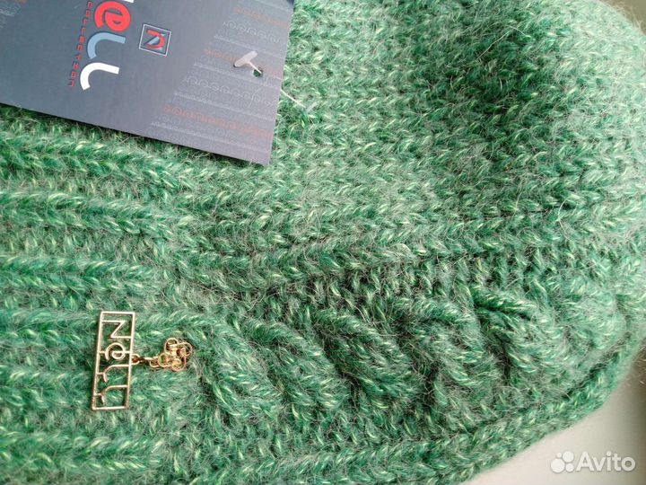 Шапка женская, двойная, новая