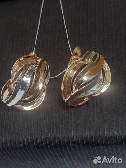 Золотые серьги