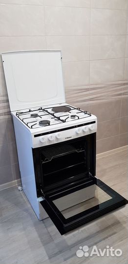 Газо-электрическая плита Нansa fcmw64040