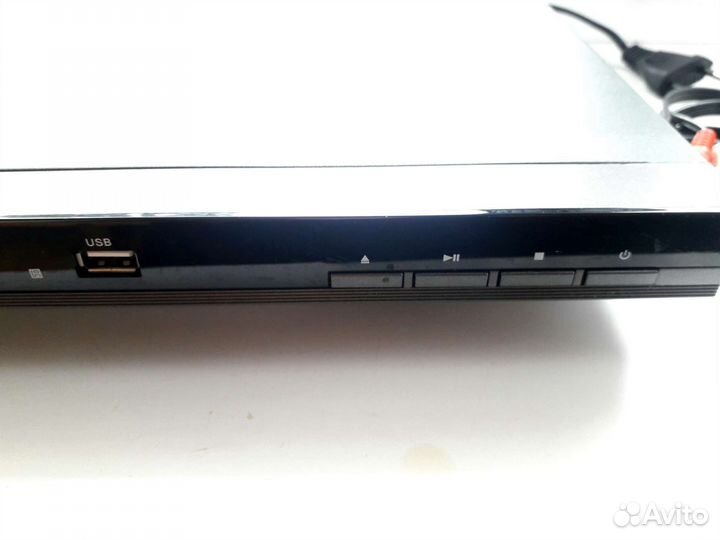 DVD CD плеер проигрыватель BBK с пультом