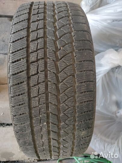 DoubleStar DW02 245/50 R18 95S