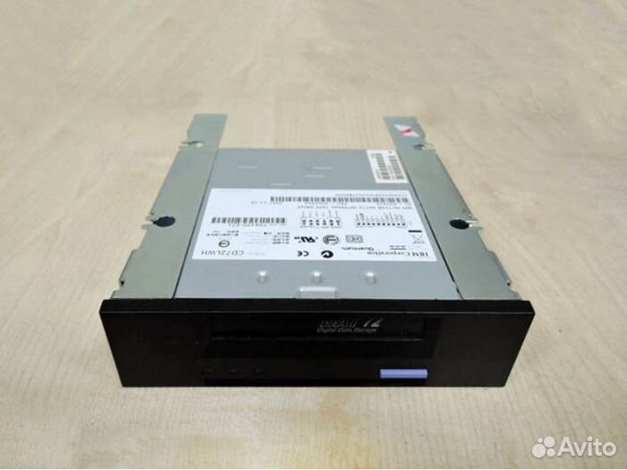 Стример IBM Quantum DAT72 CD72LWH