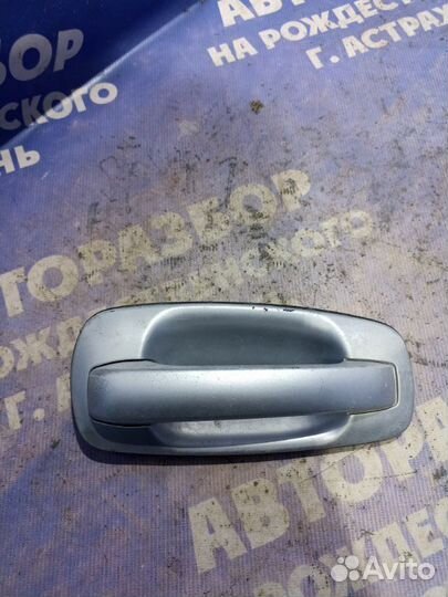 Наружная ручка двери Ваз Лада Приора хэтчбек 21126