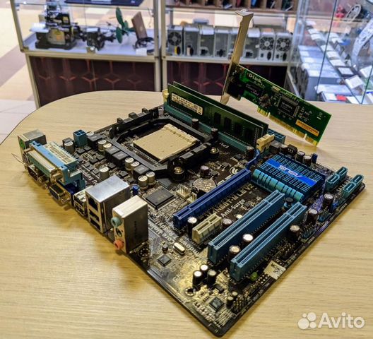 Скупка и обмен: Материнская плата asus M4N68T-M LE