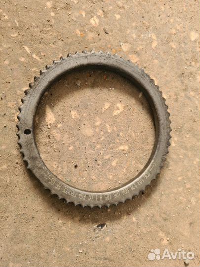 Шестерня коленвала Skoda Yeti cbzb 2011