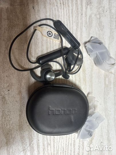 Беспроводные наушники Honor Sport
