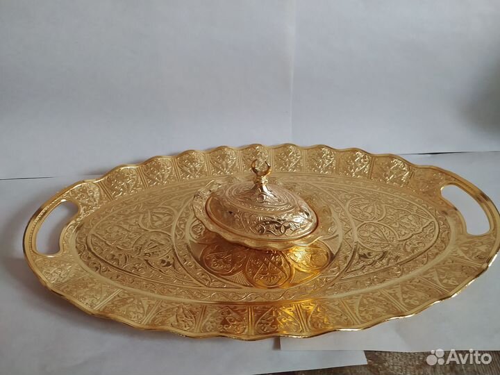 Поднос мельхиор,золочение,рисунок,рельеф, 36Х21см