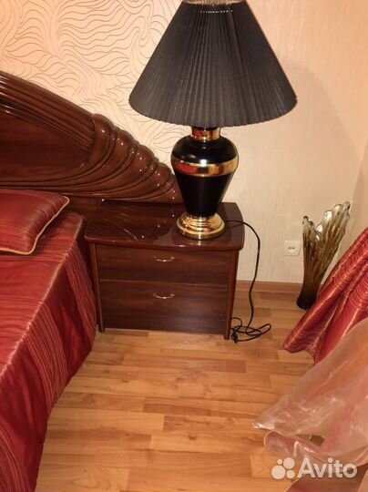 Спальный гарнитур