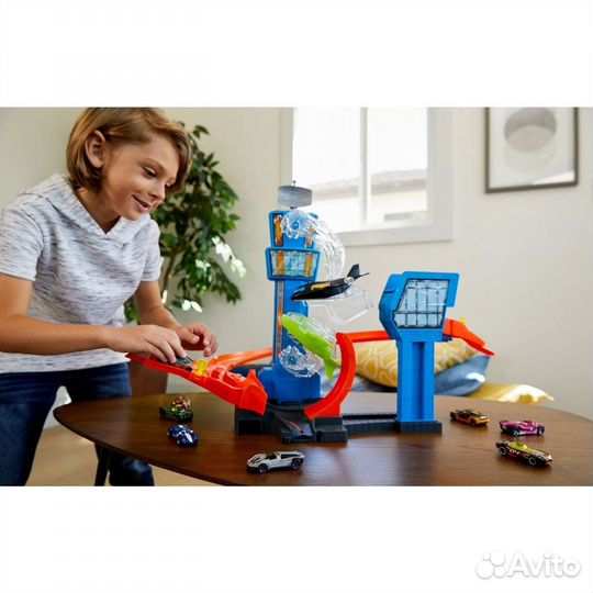 Hot wheels аэропорт