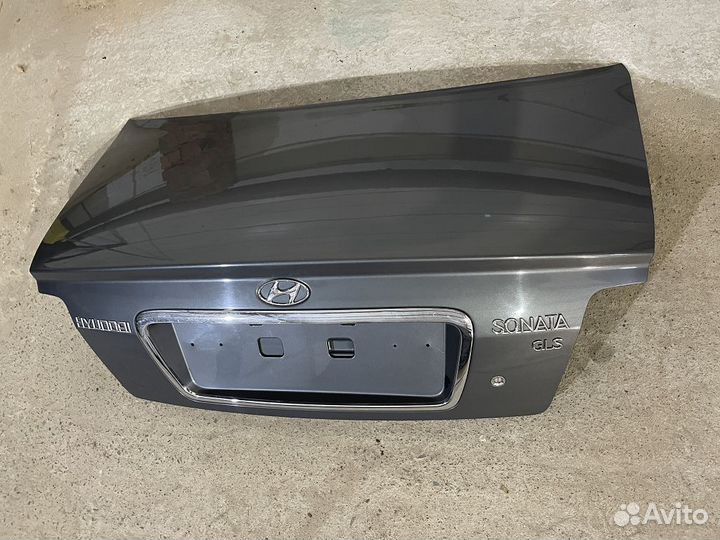 Hyundai Sonata Крышка багажника