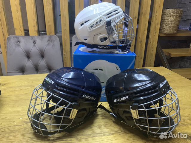 Шлем детский б/у Bauer и CCM хоккейный объявление продам