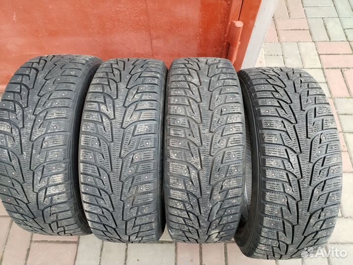 Hankook Winter I'Pike RS2 W429 205/55 R16