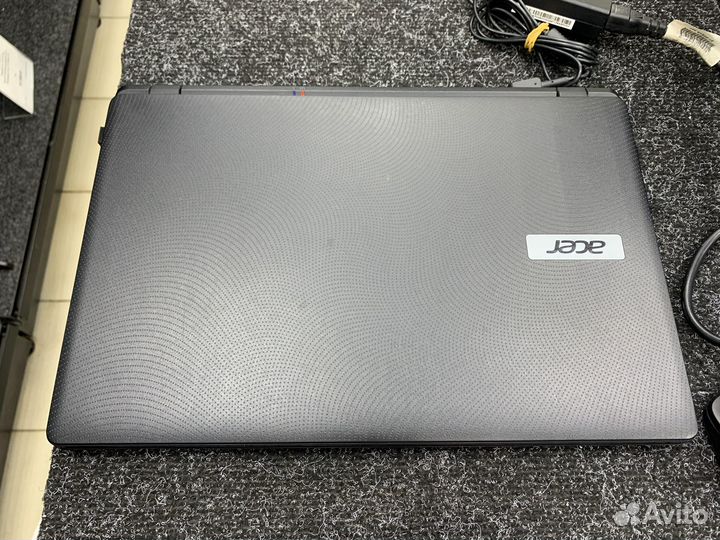 Ноутбук Acer aspire ES1-512