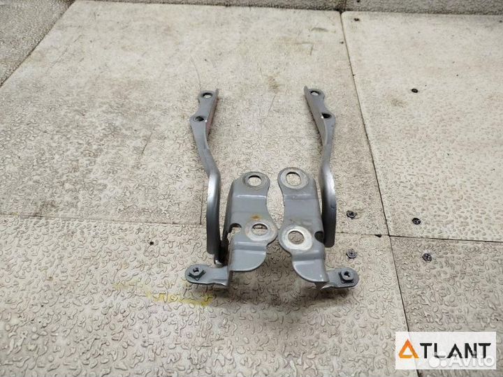 Петля капота toyota ractis