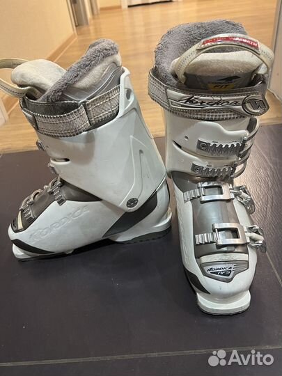 Горнолыжные ботинки nordica 285 mm