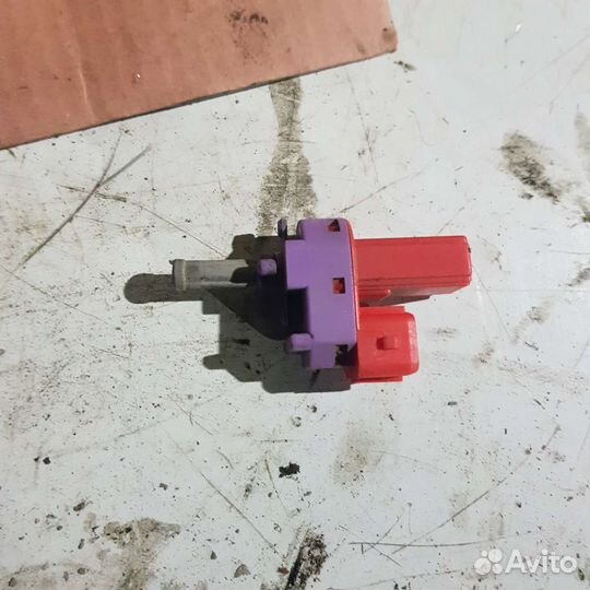 Концевик педали ford focus 1 1.8