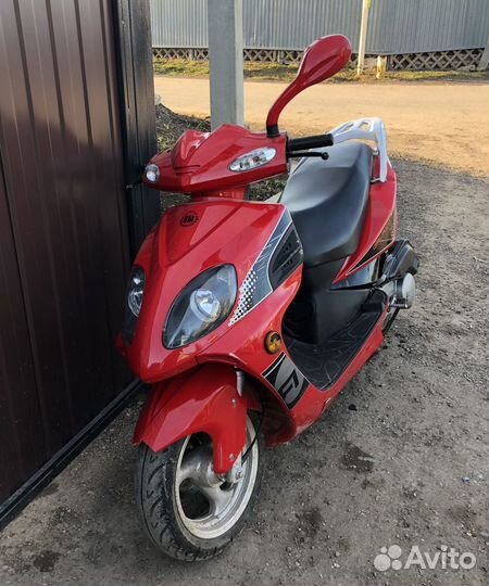 Скутер Galaxy 125