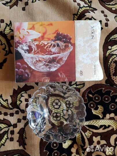 Салатник, тарелка японской фирмы soga glass