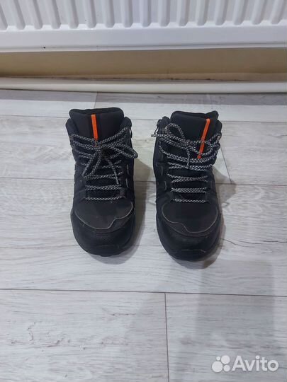 Кроссовки зимние подростковые