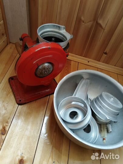 Сепаратор для молока бу