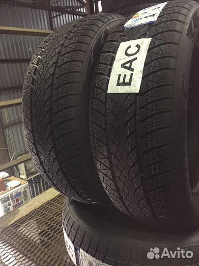 Vitour Ice Line 225/40 R18
