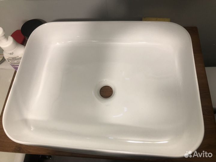 Раковина накладная для ванной