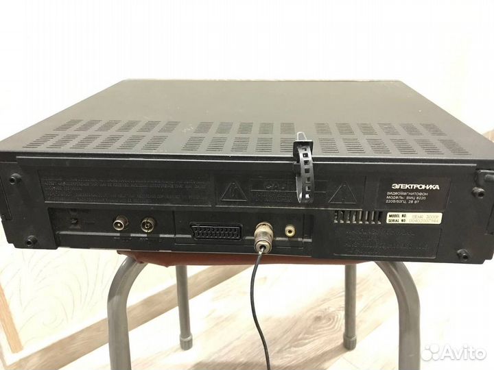 Видеомагнитофон электроника вмц 8220